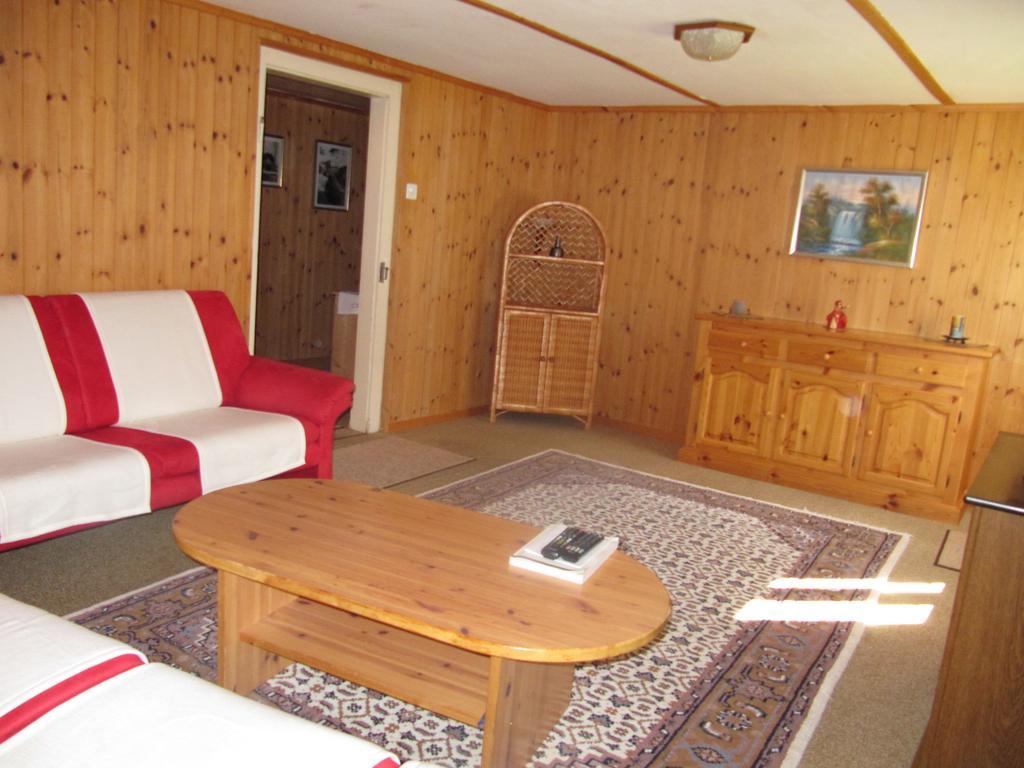 Casa Schuoler Apartment Дизентис Екстериор снимка